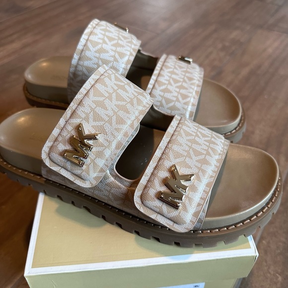 Michael Kors Shoes - Michael Kors Stark Slide